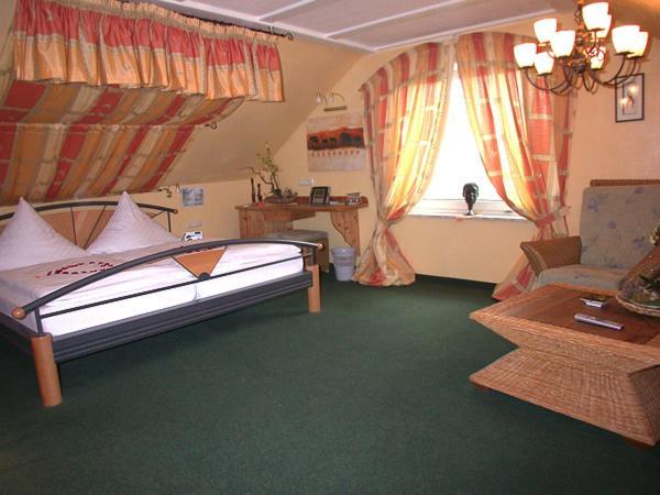 Hotel "Untere Muehle" Schwabmuhlhausen Kültér fotó